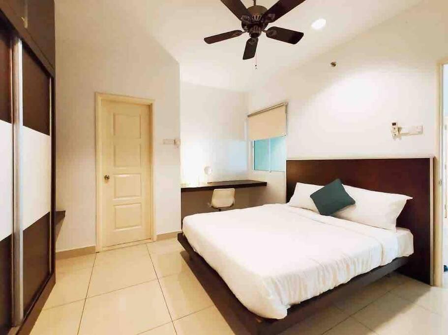 Luxury Seaview Penang Homestay @ Mansion One Gurney Pulau Pinang George Town Eksteriør billede