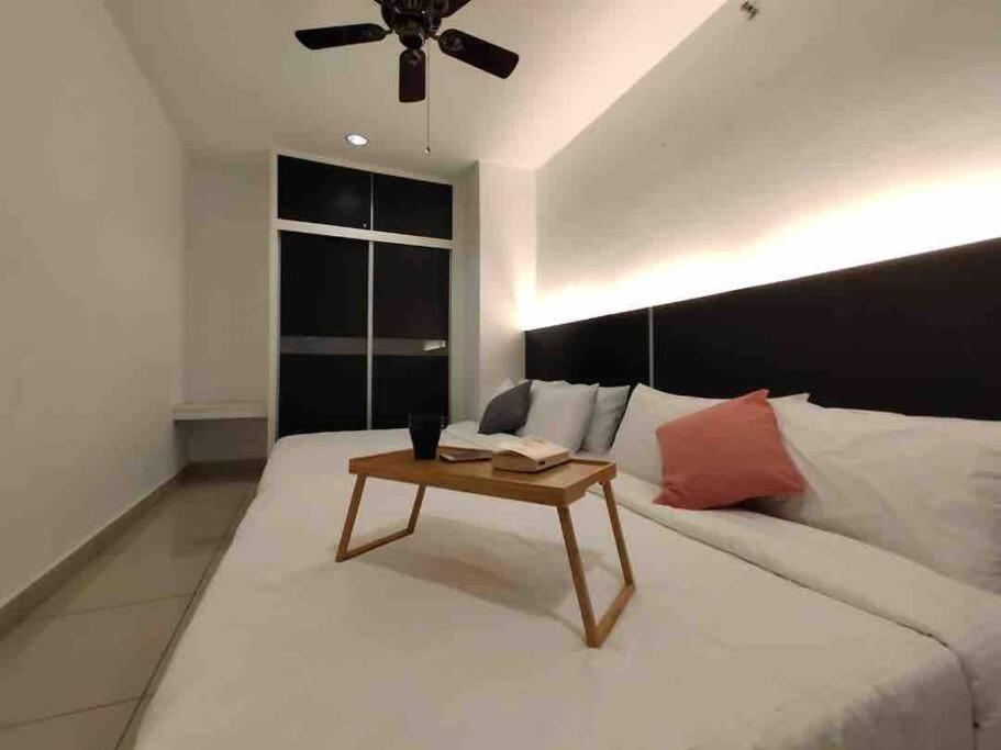 Luxury Seaview Penang Homestay @ Mansion One Gurney Pulau Pinang George Town Eksteriør billede